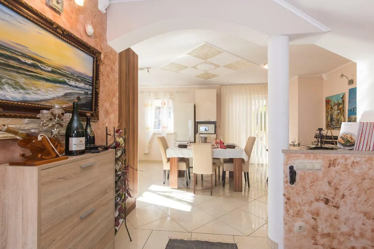 Beautiful Unique Villa Emily Opatija