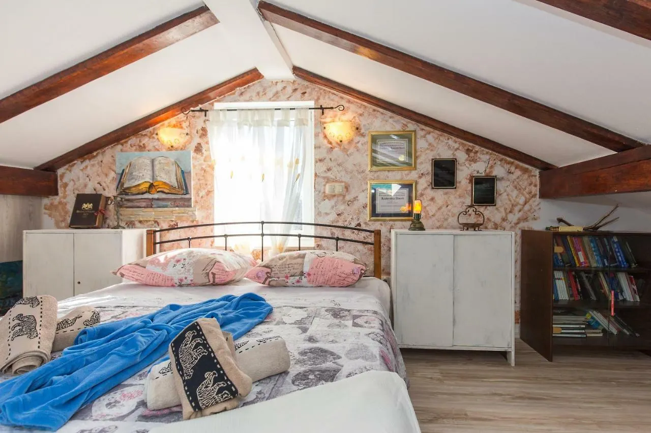 Beautiful Unique Villa Emily Opatija