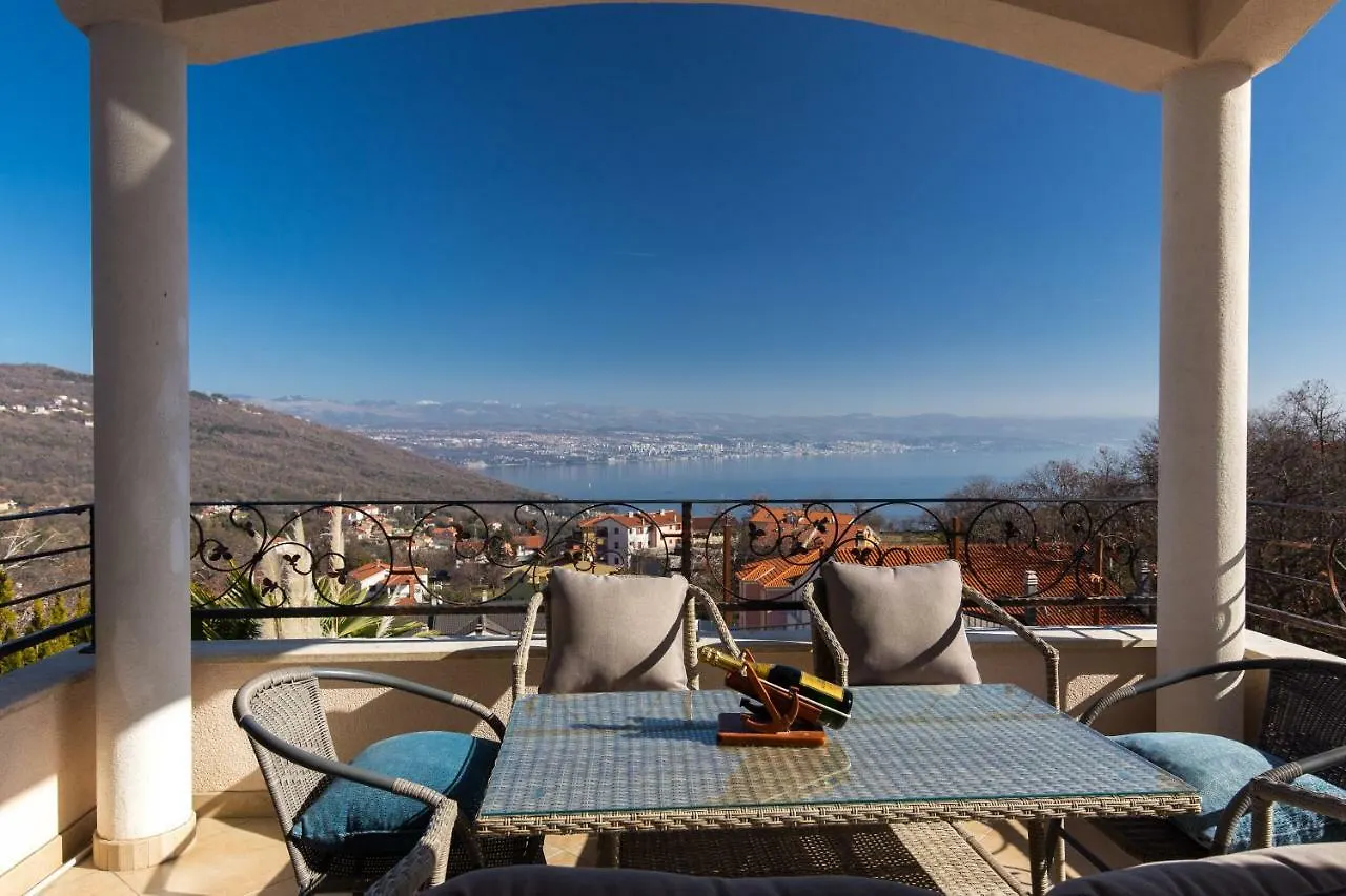 Beautiful Unique Villa Emily Opatija