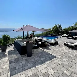 Villa White Pearl Diamond, Mit Meerblick & Pool, Opatija