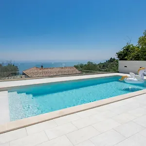 Villa Marta, Opatija